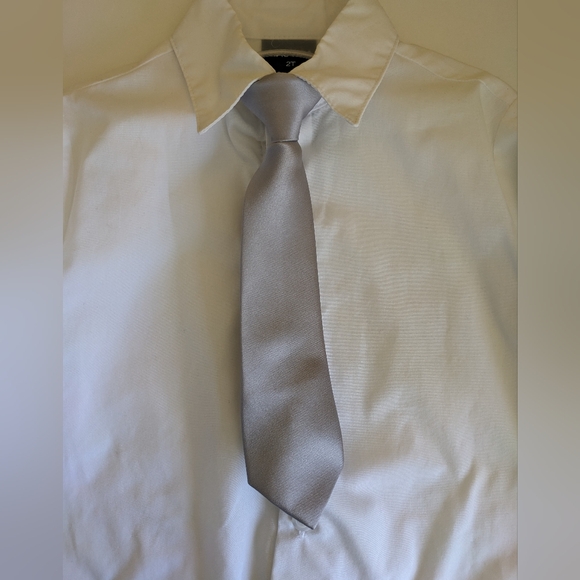 Nautica, 4 pc suit set, 2T - Picture 8 of 9